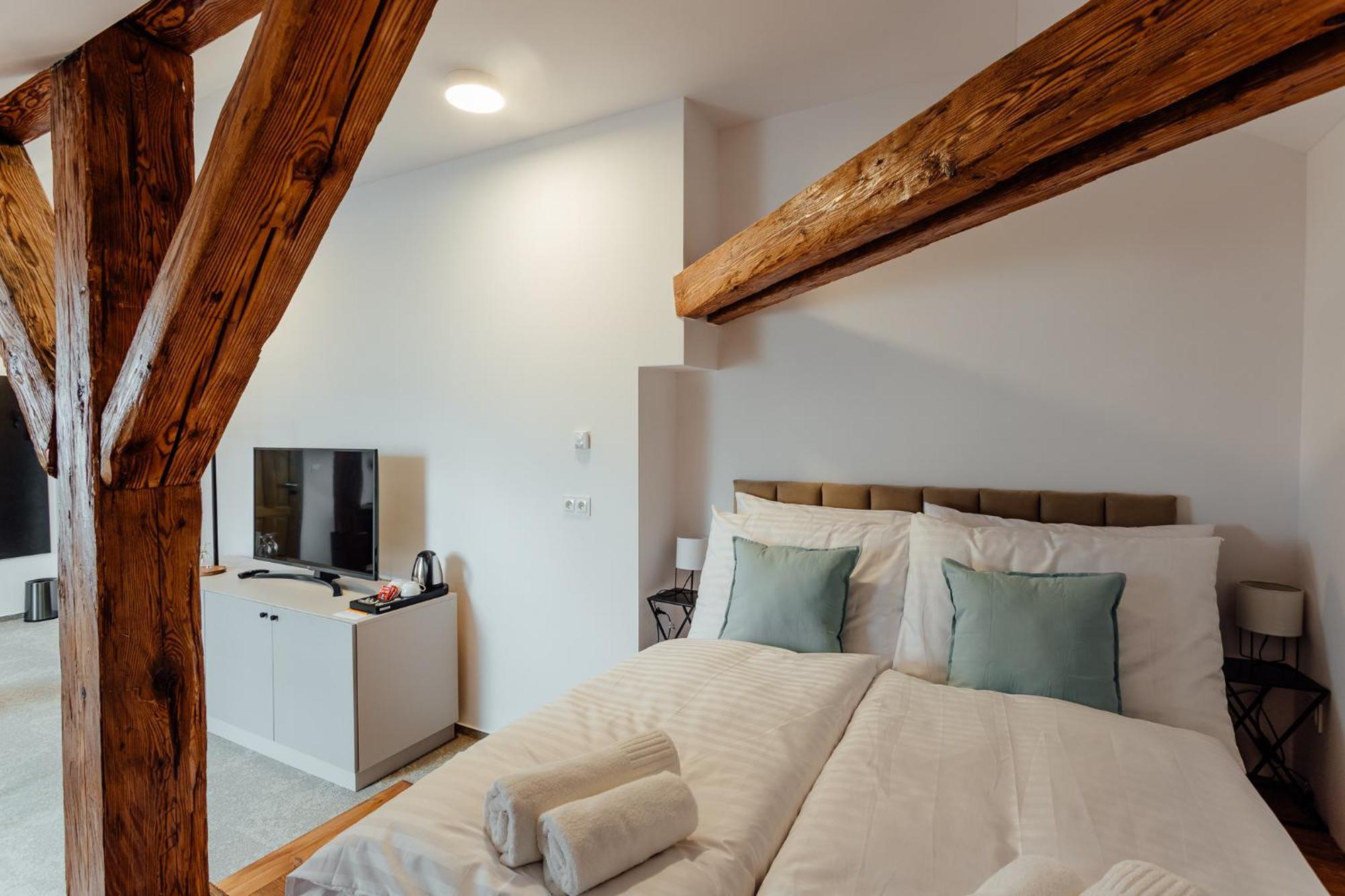 Boutique Hotel Siglisberg Stiavnicke Bane Exterior photo